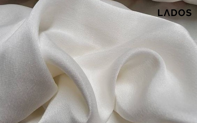 Gợi ý những chất liệu vải nên mặc cho ngày hè nóng bức