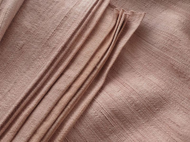 Ưu điểm vượt trội của vải gân xước so với các loại vải khác