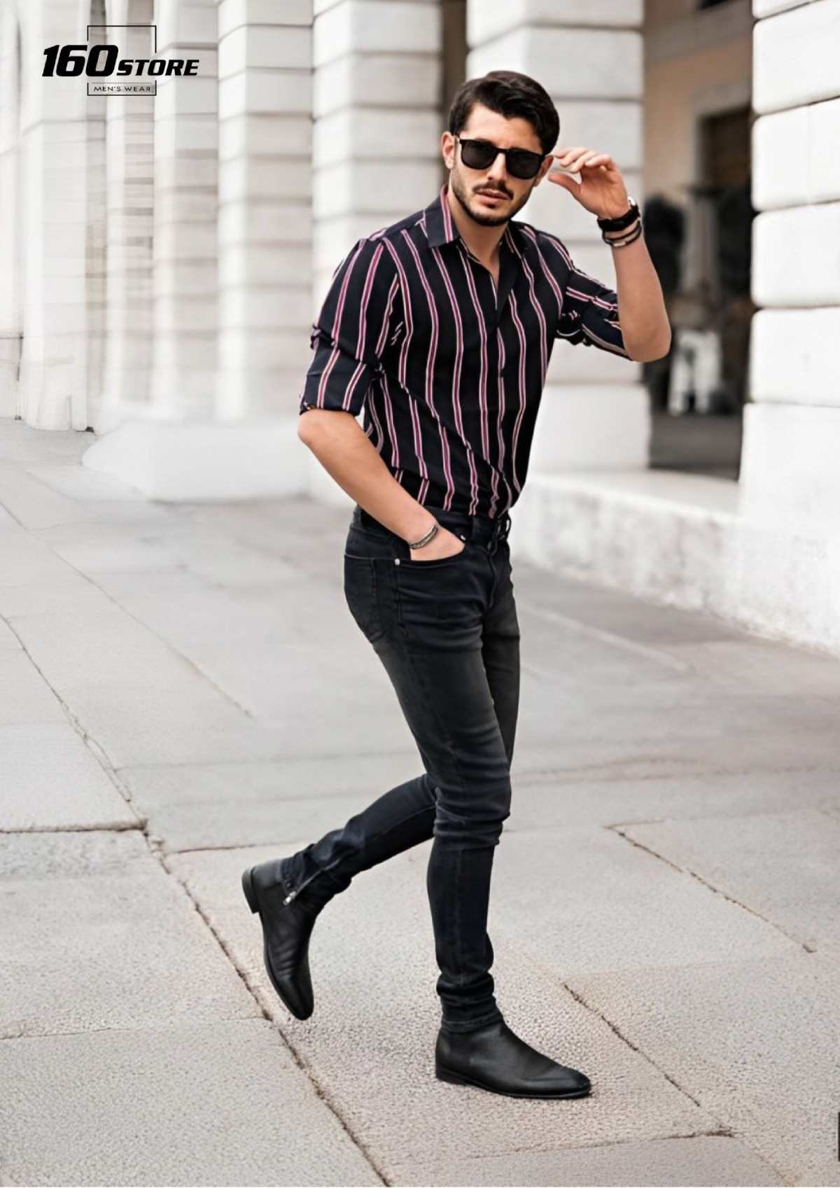 Áo sơ mi sọc caro có thể kết hợp với quần jeans đen