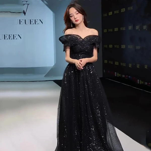 10+ mẫu đầm dạ hội, dự tiệc sang trọng, hot trend nhất hiện nay