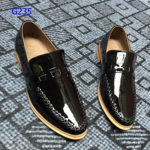 Các dấu hiệu giày lười bị “bệnh” của các quý ông