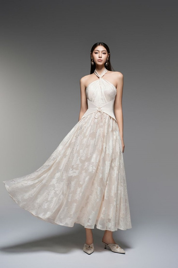 Cập nhật những mẫu đầm dự tiệc mới nhất sang trọng và cao cấp