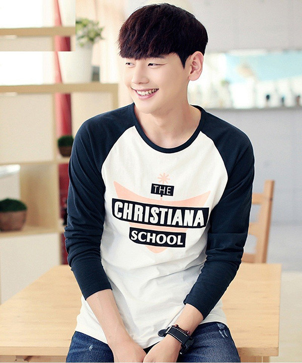 Chọn áo phông nam cho chàng, áo phông nam cổ tròn, áo phông nam cổ tim hay cổ trụ