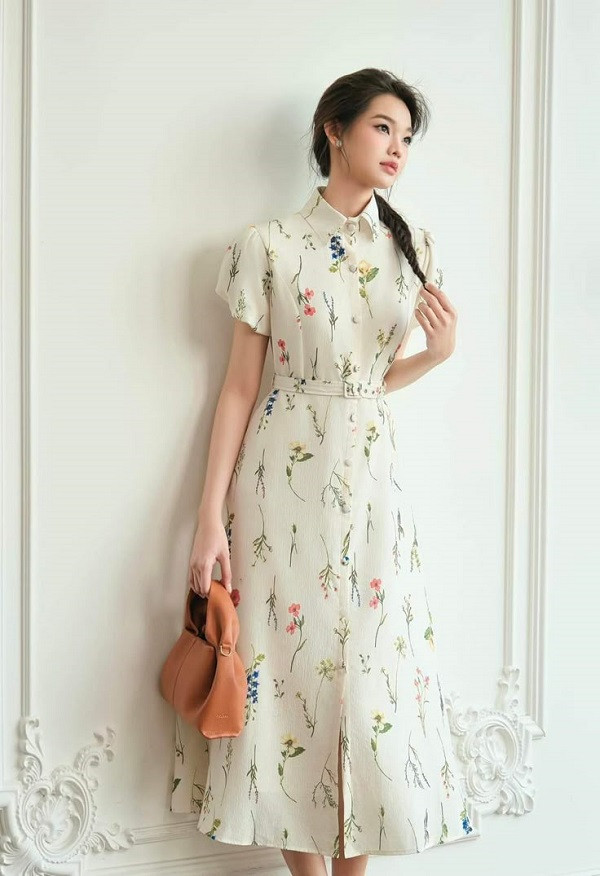 Điểm danh những mẫu váy dài đẹp nhất cho quý cô dự tiệc sang trọng