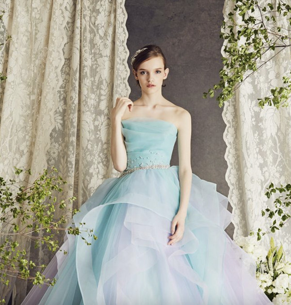 Mẫu váy đầm xanh ngọc thời trang giá tốt, bắt trend 2024