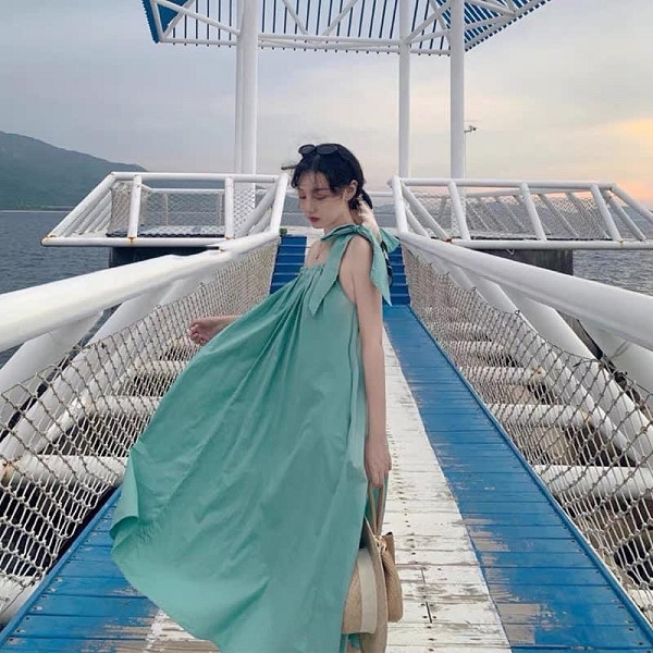 Mẫu váy đầm xanh ngọc thời trang giá tốt, bắt trend 2024