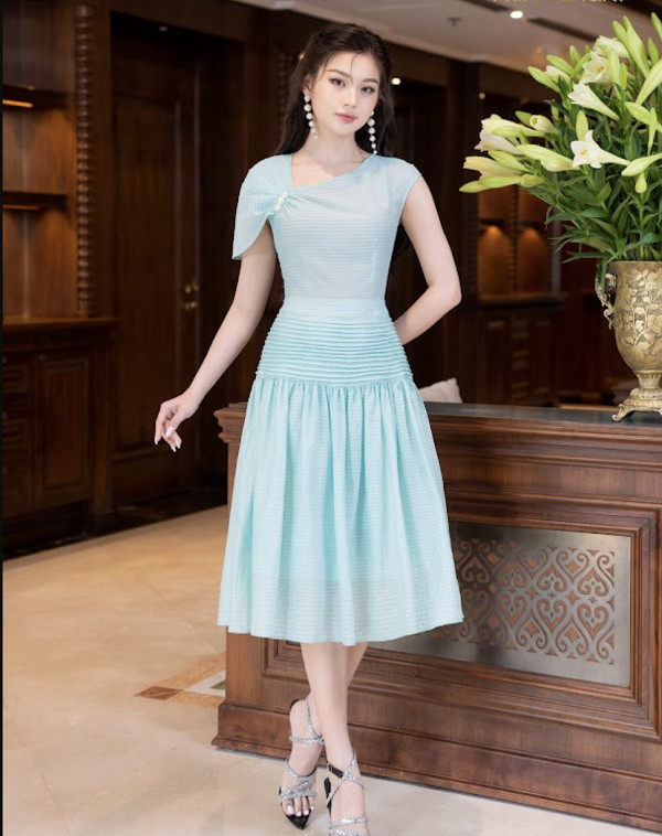 Mẫu váy đầm xanh ngọc thời trang giá tốt, bắt trend 2024