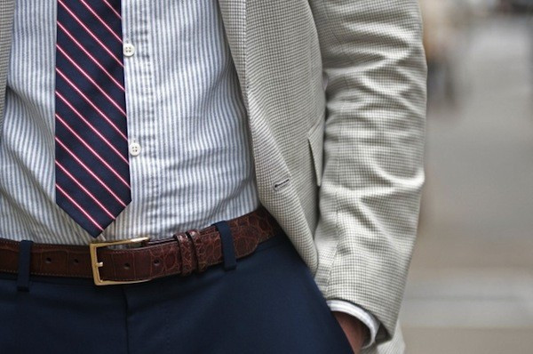 Một số cách thắt dây lưng độc đáo