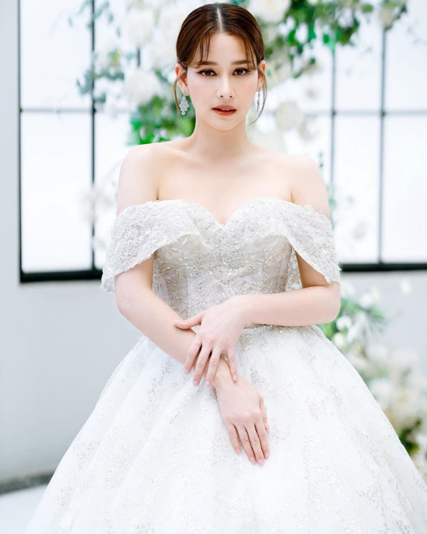 Những đầm công chúa dự tiệc dễ thương, nữ tính dành cho nàng