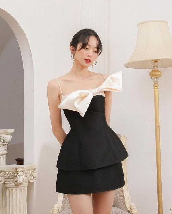 Những mẫu đầm đi đám cưới cho người 1m50 &amp; bí quyết chọn váy đi đám cưới cho người lùn.