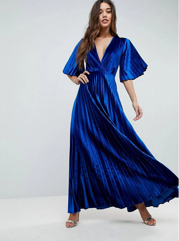 Những mẫu đầm nhung dự tiệc đẹp, cao cấp, tôn dáng