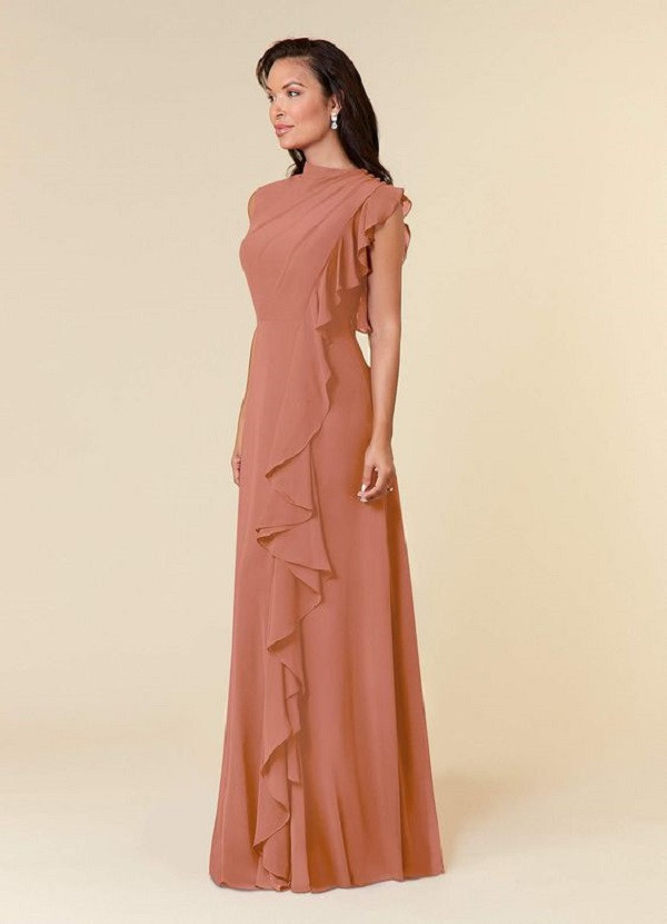 Top những kiểu áo đầm dự tiệc cưới tuổi 40 được yêu thích hiện nay