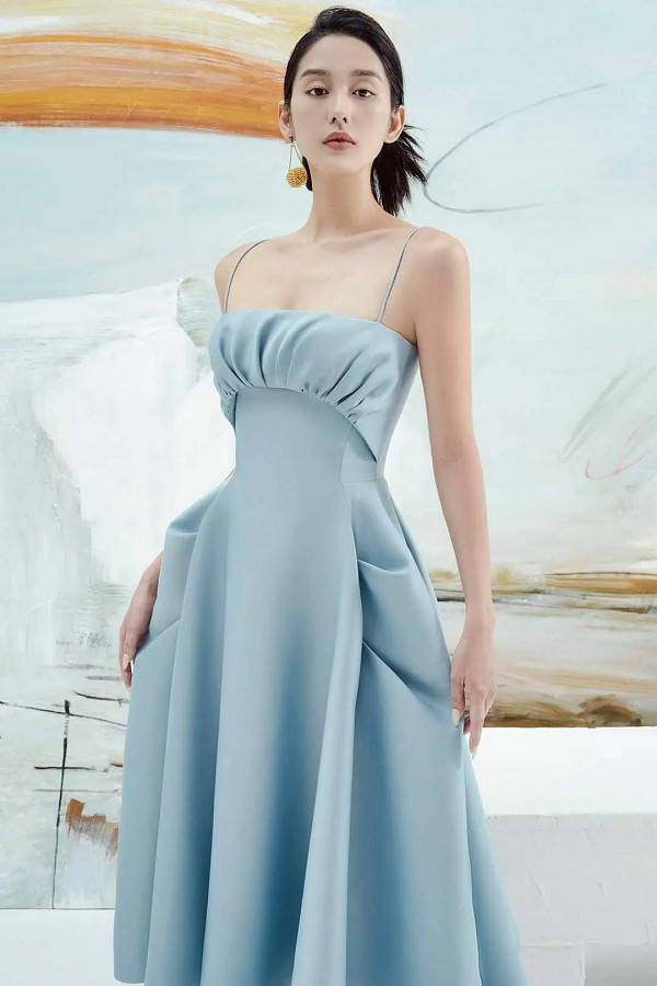 Váy đầm cúp ngực đẹp kiểu dáng sang trọng, gợi cảm &amp; thu hút